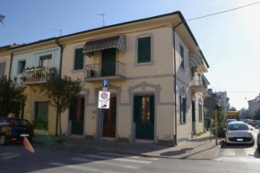 Villino Silvia, Viareggio